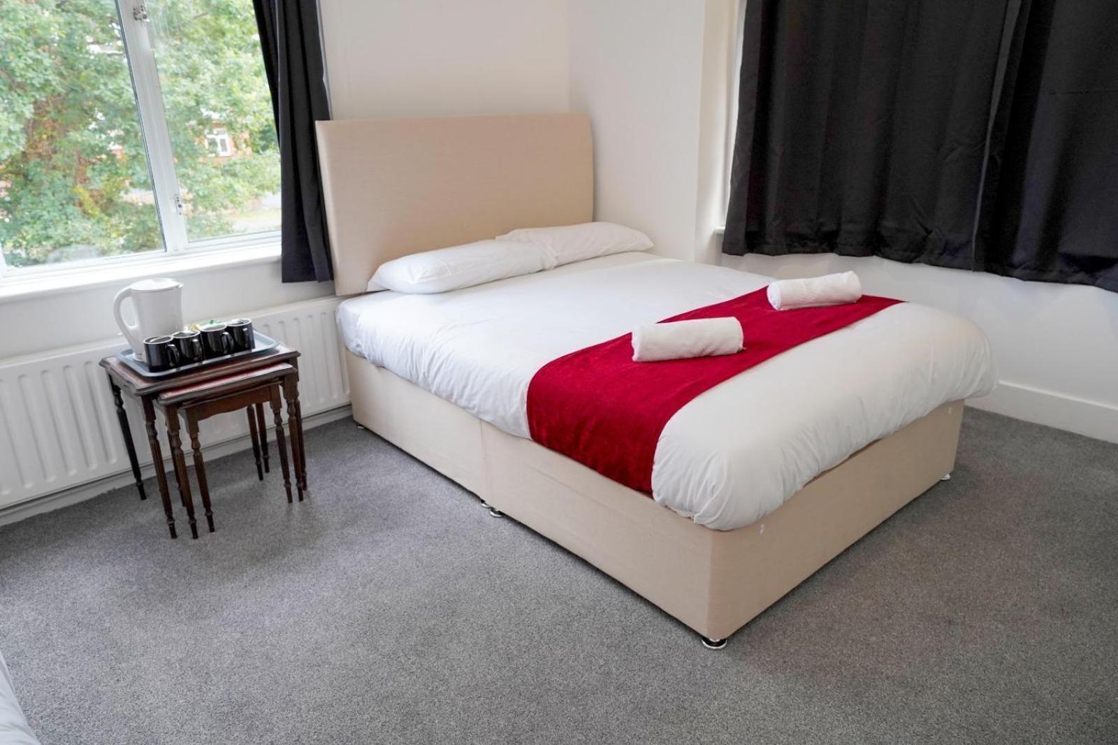 The Lodge By Birchwood Horley Luaran gambar